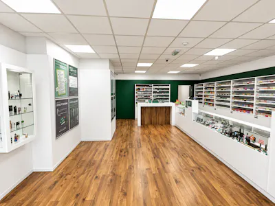 34 Castle Street, Forfar, Retail For Sale - 3.png