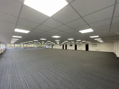 Unit B, Irton House, Chalgrove, Industrial To Let - IMG_4971.JPG