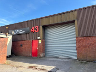 Unit 43, Llantarnam Industrial Park, Cwmbran, Industrial To Let - IMG_6832.jpeg