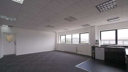Unit 5 Gateway 25, West Thurrock, Grays, Industrial/Logistics / Industrial / Warehouse To Let - Gateway 25 kitchen.JPG