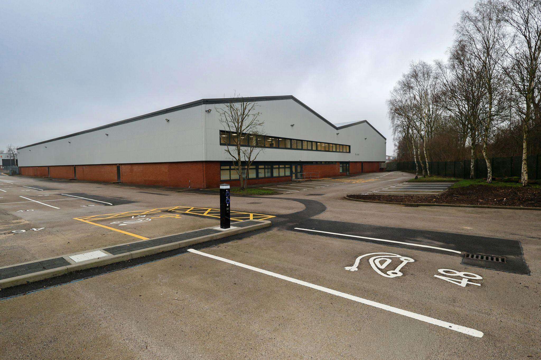 Unit 22, Millshaw Park, Leeds, West Yorkshire, LS11 0LW