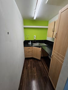 440 Wilbraham Road, Manchester, Leisure / Retail To Let - 20250325_132539.jpg