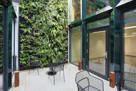 13-14 Welbeck Street, London, Office To Let - Green Wall