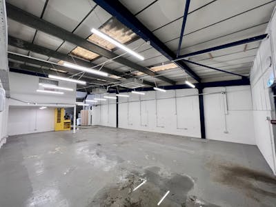 Unit 9 - Summerstown, London, Industrial To Let - 706384ef3f9540c2b29564e8c32890e9.jpeg