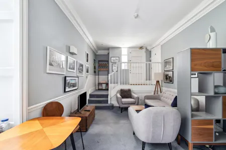 10 Market Mews, 10A Market Mews, London, Office To Let - ff000beed5a8daf4f34334e965cf7d0e.jpeg