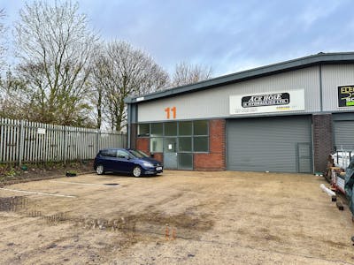 Unit 11 Hyatt Trading Estate, Stevenage, Distribution / Distribution Warehouse / Factory / Industrial / Industrial/Logistics / Industrial / Manufacturing / Industrial (Multi Let Scheme) / Industrial Park / Industrial / Storage / Light Industrial / Logistics / Trade / Trade Counter / Trade Counter / Showroom / Urban Logistics / Warehouse / Industrial / Warehouse / Workshops To Let - IMG_3783.JPG