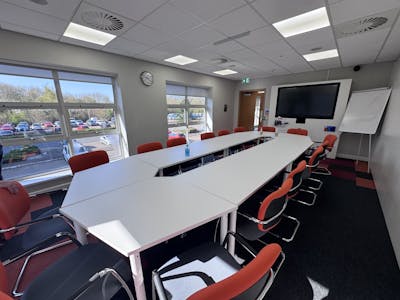 Unit 2, Apex Park, Wainwright Road, Worcester, Office To Let - Image 4