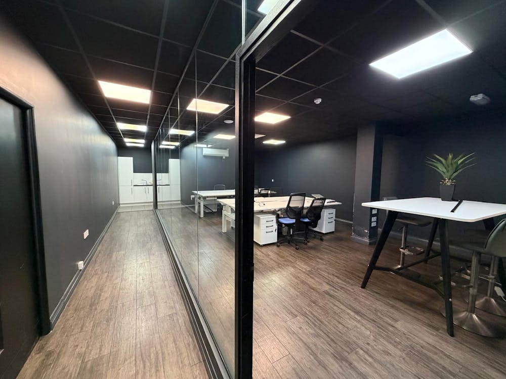 JQ1, 32 George Street - p4.jpg