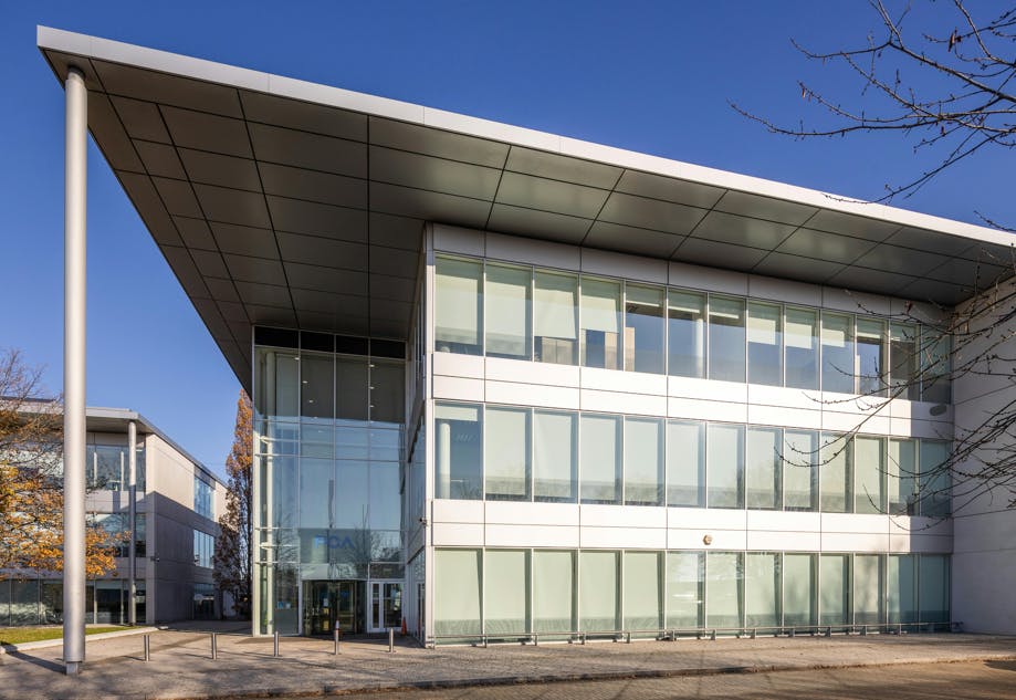240 Bath Road, Slough, Offices To Let - Screenshot 20250620 160019 240.png