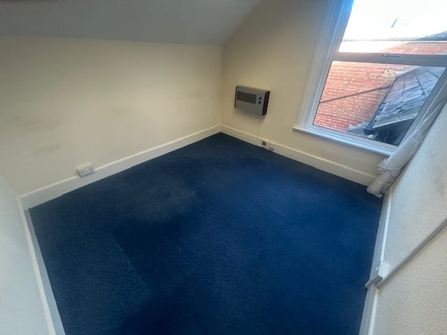 Rooms 6 - 9 Station Hill House, Station Hill, Chippenham, Offices To Let - Room 6 (1).jpeg