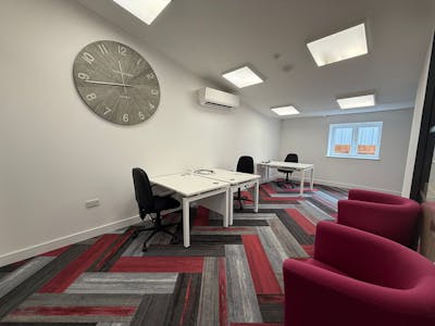 First Floor, Unit 4 Oban Court, Wickford, Office To Let - WhatsApp Image 20250325 at 163242_e1bbf9da.jpg
