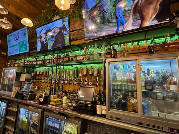 Irish Bar, Restaurant and Function Space with Beer Garden, Mulligan's, Ayr For Sale - IMG_8405.jpg