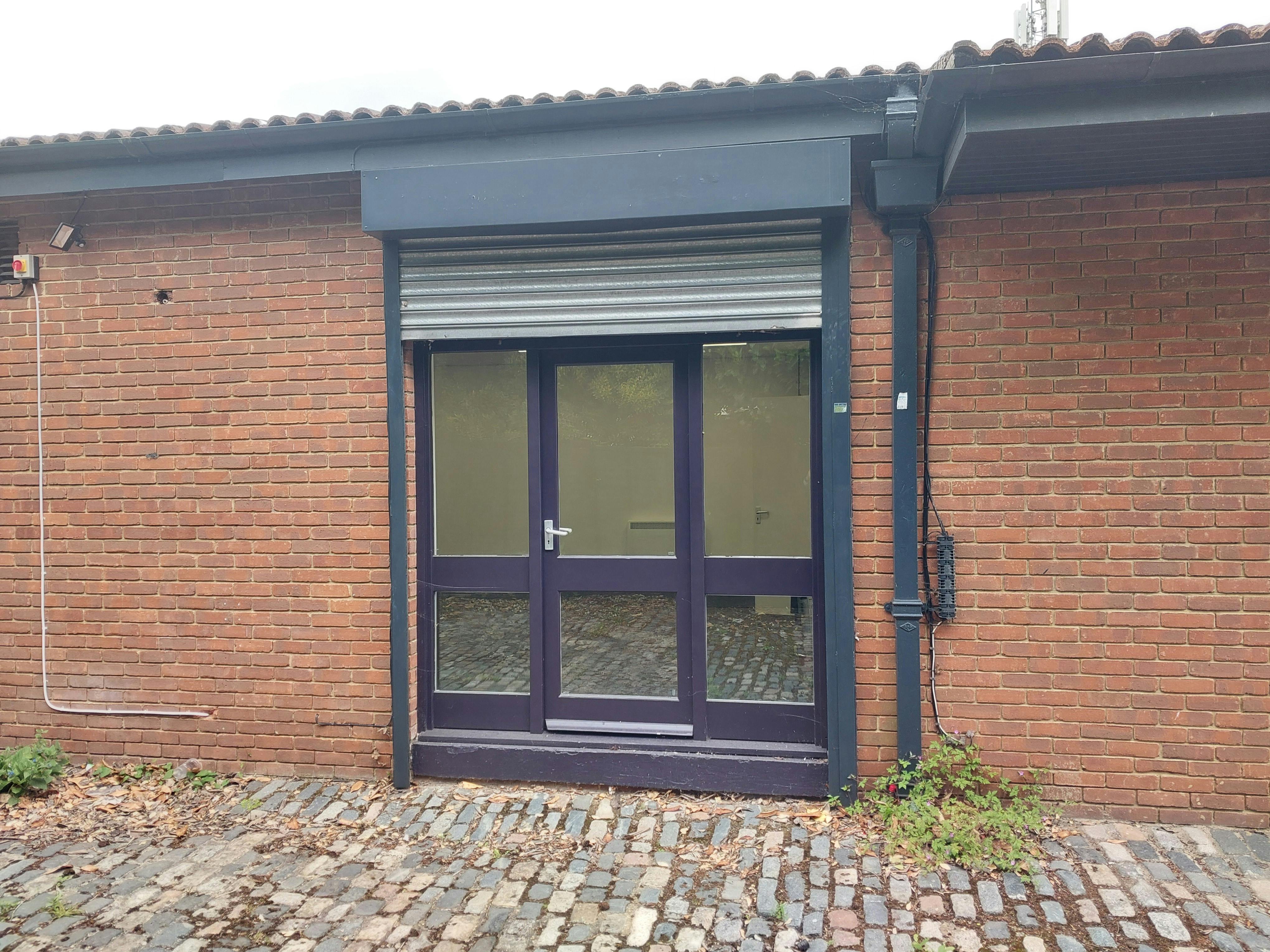 59B High Street, Ascot, Offices To Let - 20260518_165329.jpg