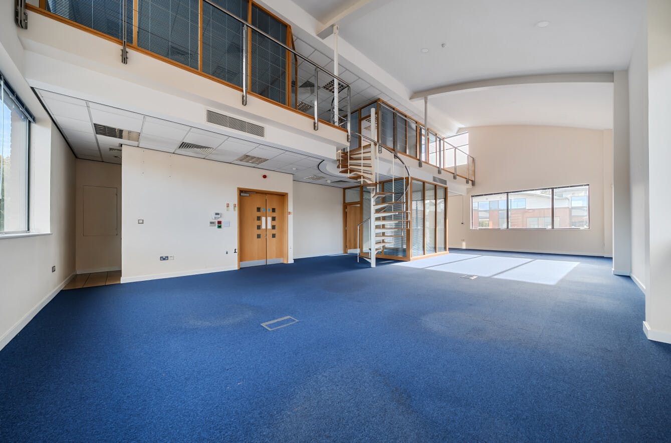 Holder House, Weybridge, Office To Let / For Sale - 1373774106915c0efd2024.jpg