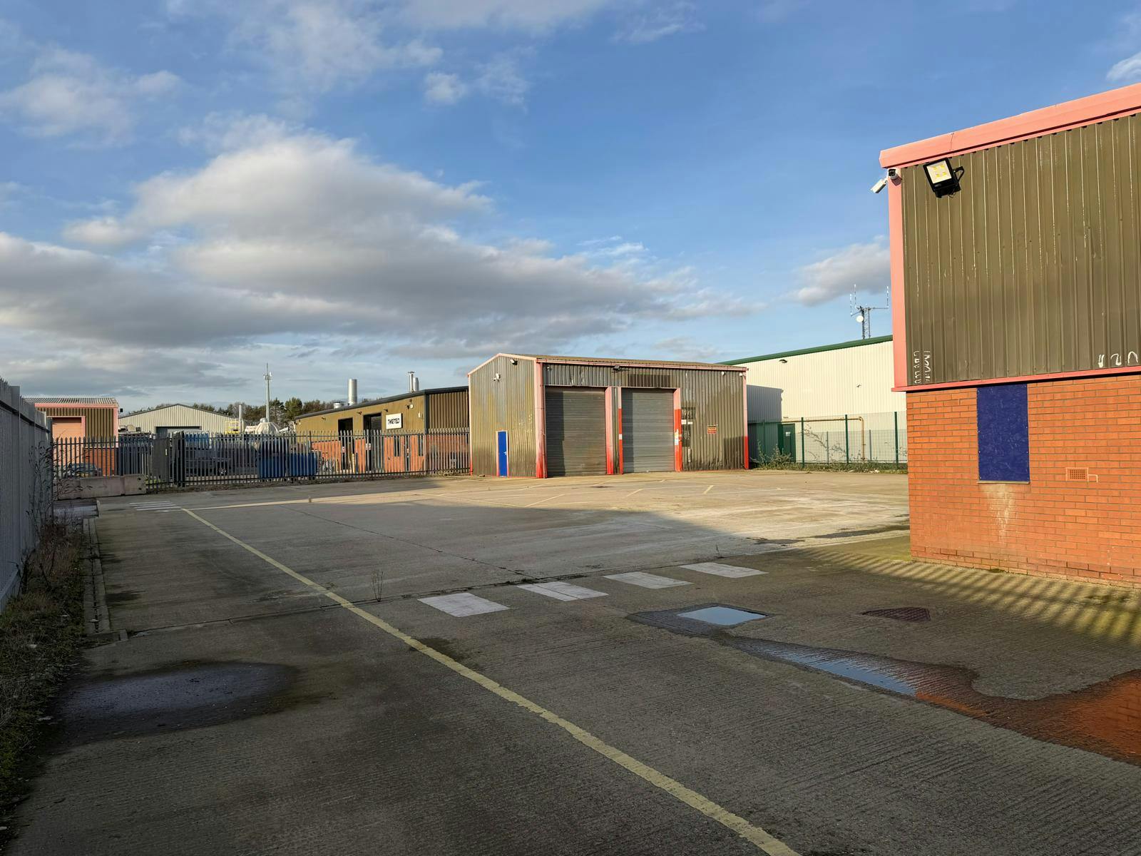 Unit 2, Thirsk Industrial Estate, Thirsk, North Yorkshire, YO7 3BX