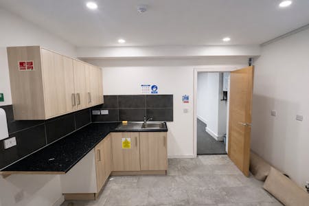 Wharfside Estate, Stirchley, Birmingham, Leisure / Office To Let - wharfside kitchen.png
