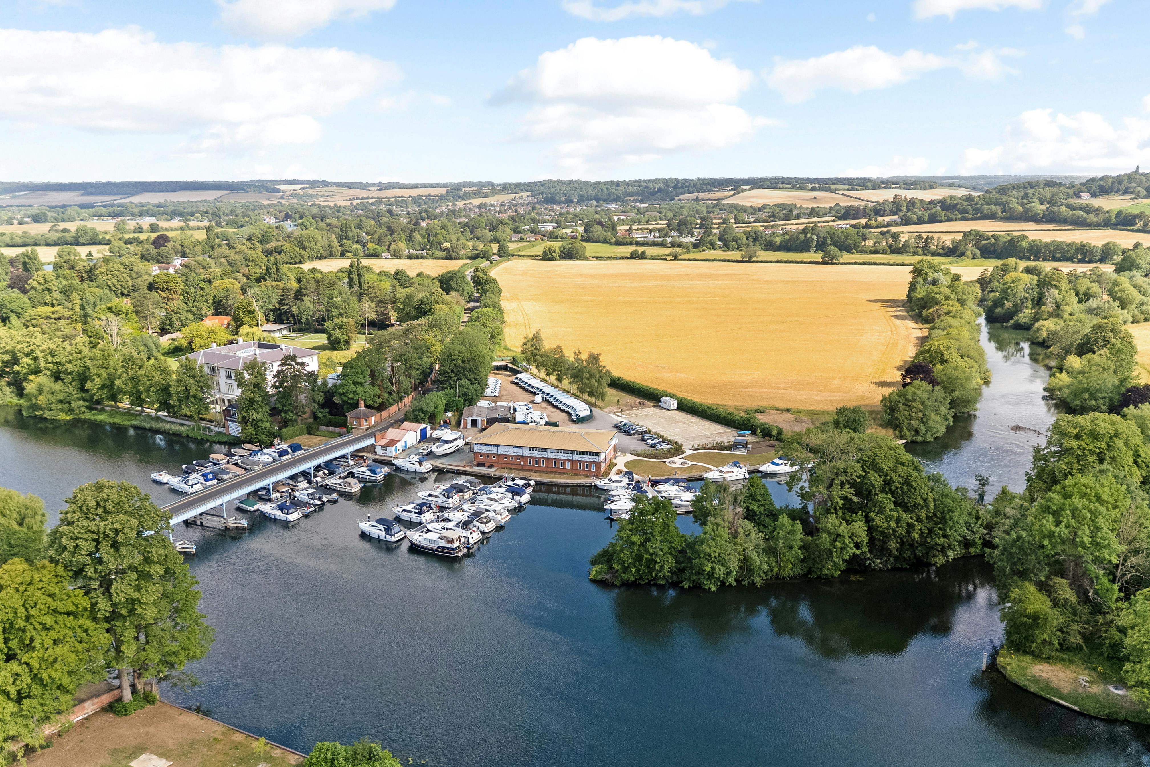 DB Marine Building, Ferry Lane, Cookham on Thames, Offices To Let - 95149_D B Marine Cookham Bridge 28.jpg