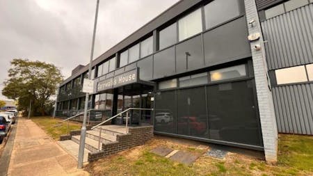 Cornwallis House, Basildon, Office To Let - 264509_8905978LH_IMG_05_0000_max_656x437.jpeg