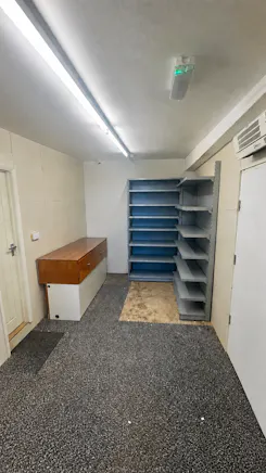 210-212 High Road, Benfleet, Retail To Let - P09 - Main store.png