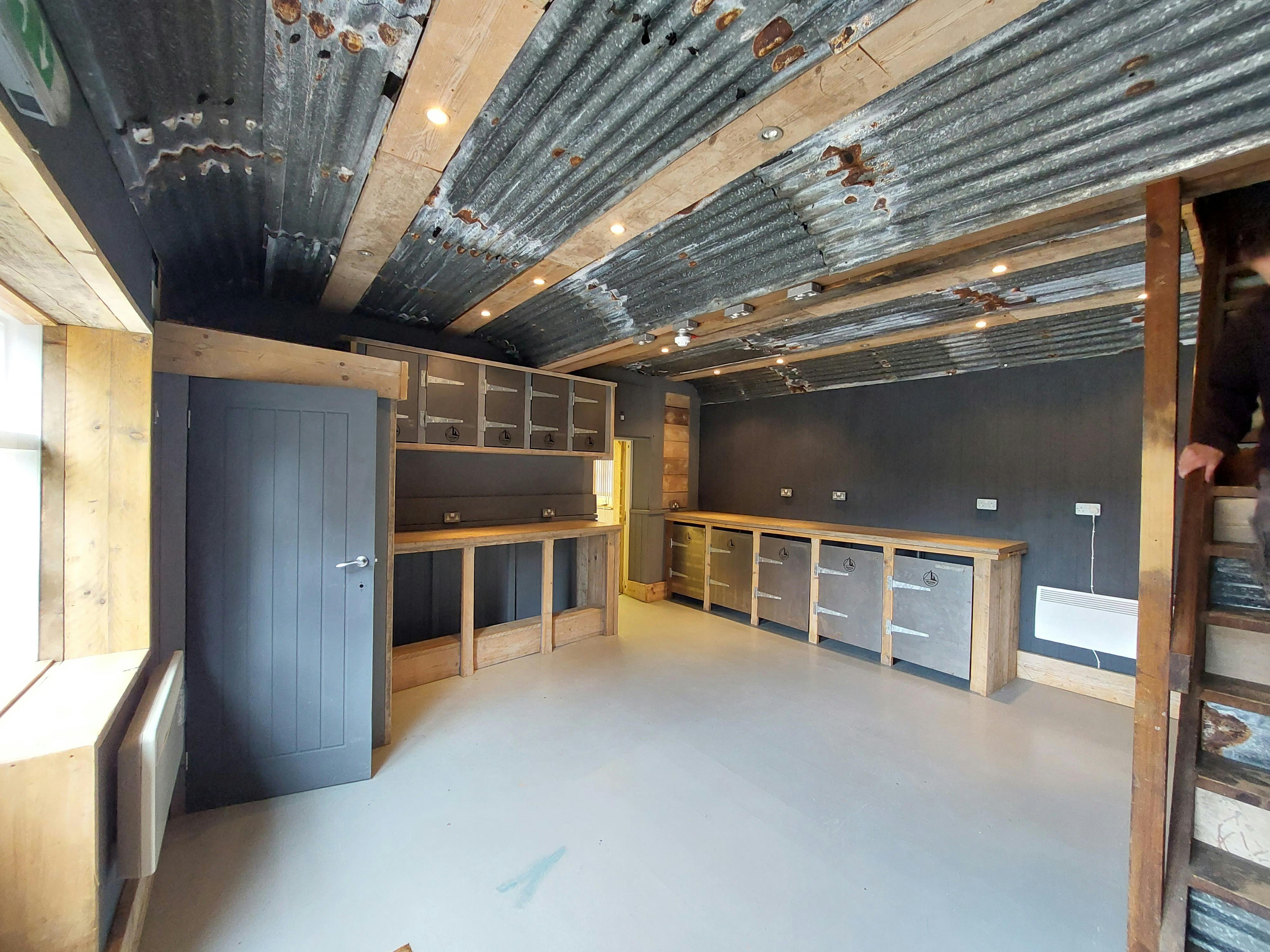 Office in Swadlincote - photo 3