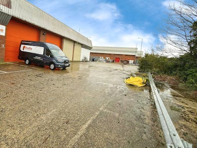 Rear of Unit 5, Orwell Business Park,, Ipswich, Industrial To Let - b379a6da74ad66764cea7d8ade9365e20850img20251201wa0038.jpg
