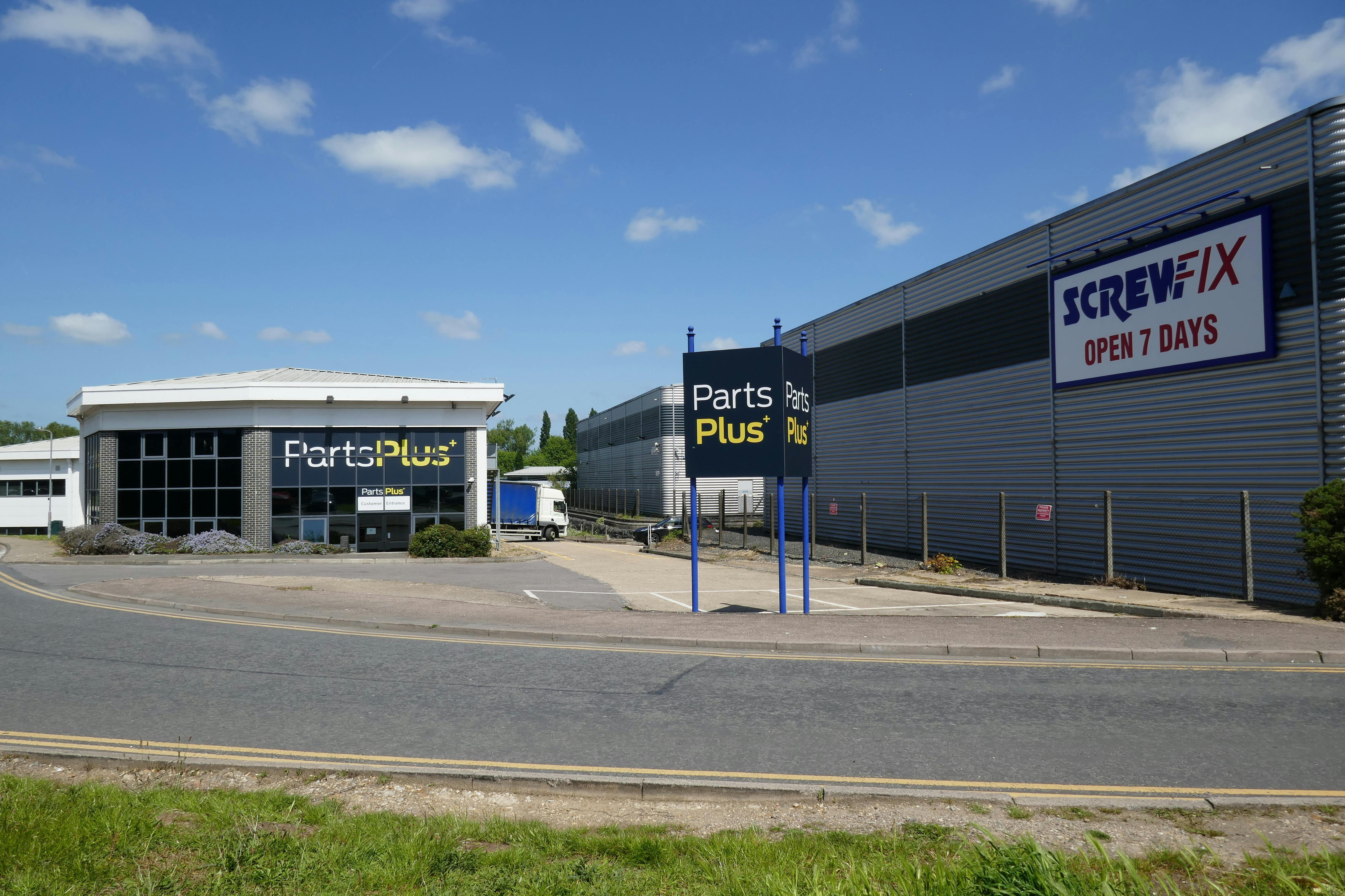 Yard at Windsor Place, Harlow, Industrial To Let - details 2 2.JPG