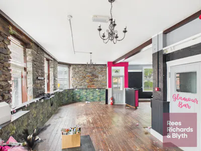 46 Murray Street, Llanelli, Leisure / Retail / Retail - In Town For Sale - CAM03725G0-PR0105-STILL001.jpg