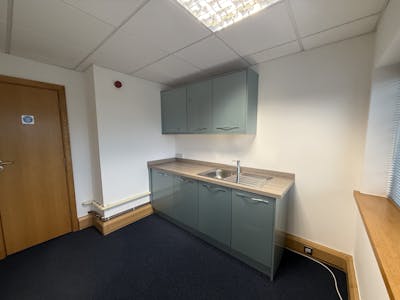 First Floor, Unit 8 Ridgeway Office Park, Petersfield, Business Park / Office For Sale - Photo 13-01-2026, 12 29 14.jpg