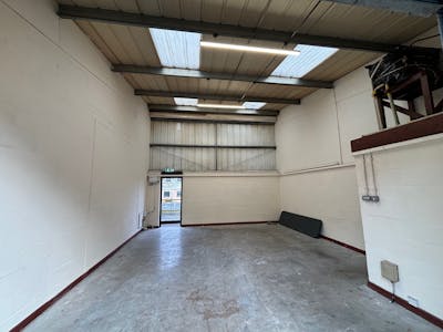 Unit 11, Pontymister Industrial Estate, Risca, Industrial To Let - 11Pontymister new intjpg2.jpg