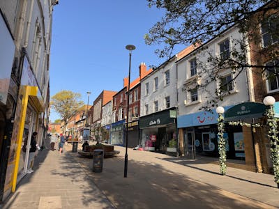 23 Middle Street, Yeovil, Retail To Let - IMG_2204.JPG