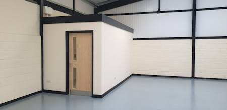 Unit 9, Fleet Marston Farm, Aylesbury, Industrial To Let - FMFU 9 4 2.jpg