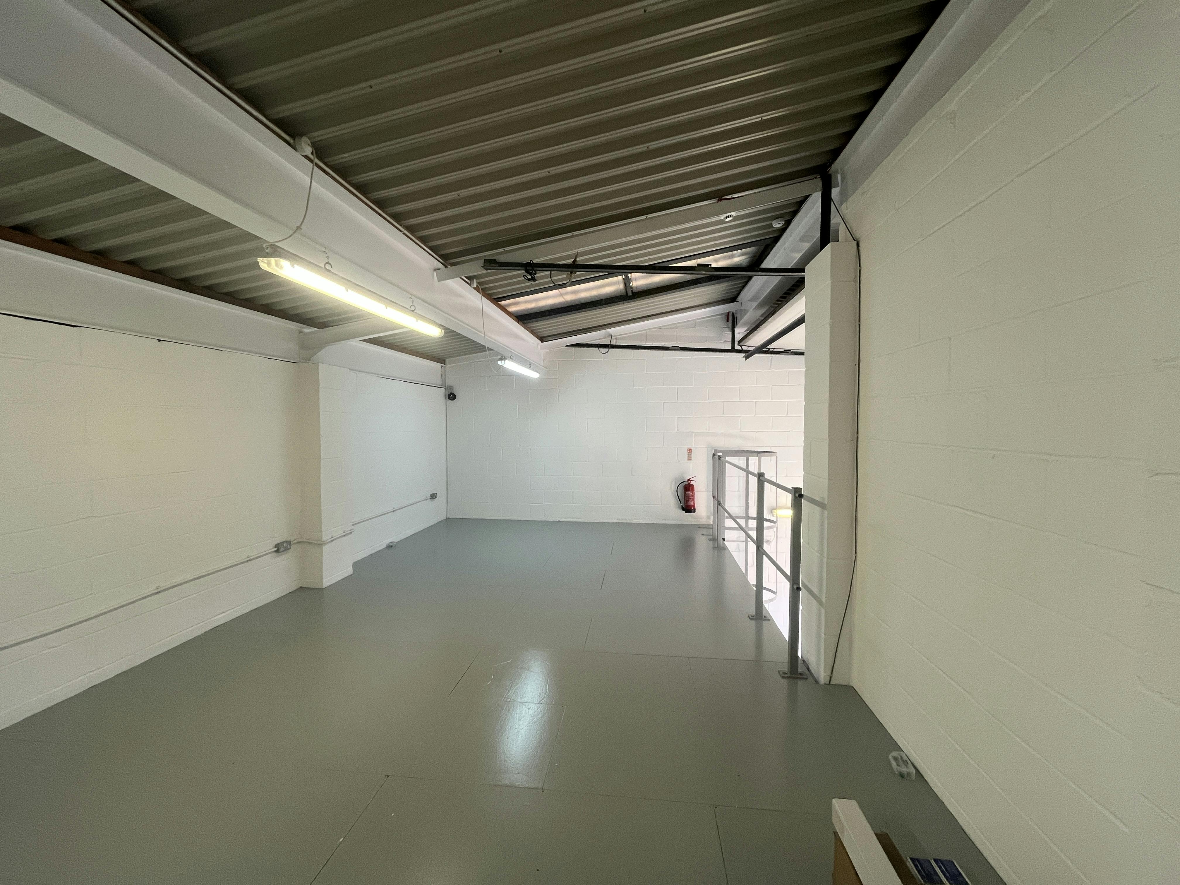 The Talina Centre, Unit 29-30 - 20251202_100531585_iOS.jpg