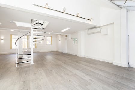 Suite 6, Islington House, 313 - 314 Upper Street, London, Office To Let - Suite 6 Islington House 01.jpg