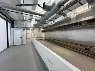 Unit 19 Zennor Trade Park, Balham, Industrial To Let - 20260527_155615630_iOS.jpg