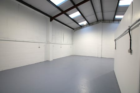 Unit 7 Forest Close, Verwood, Industrial / Storage To Let - IMG_39321.JPG