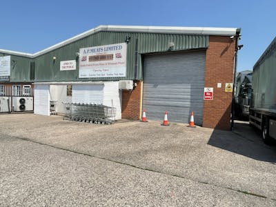 Unit 3 Precision Way, Alcester, Industrial / Industrial/Logistics To Let - IMG_4062.JPEG