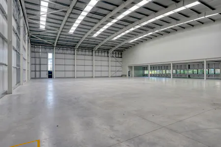 Unit 10 Bartley Junction, Hook, Industrial / Warehouse To Let - AWP_4136_edit.jpg