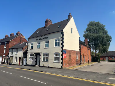 78 High Street, Uttoxeter, Investment / Office For Sale - IMG_2264.JPG