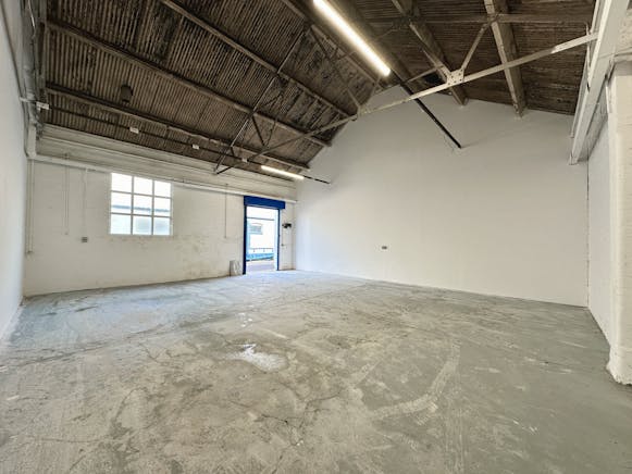 Unit 21A(iii) Britannia Estate, Luton, Industrial To Let - 4.jpg