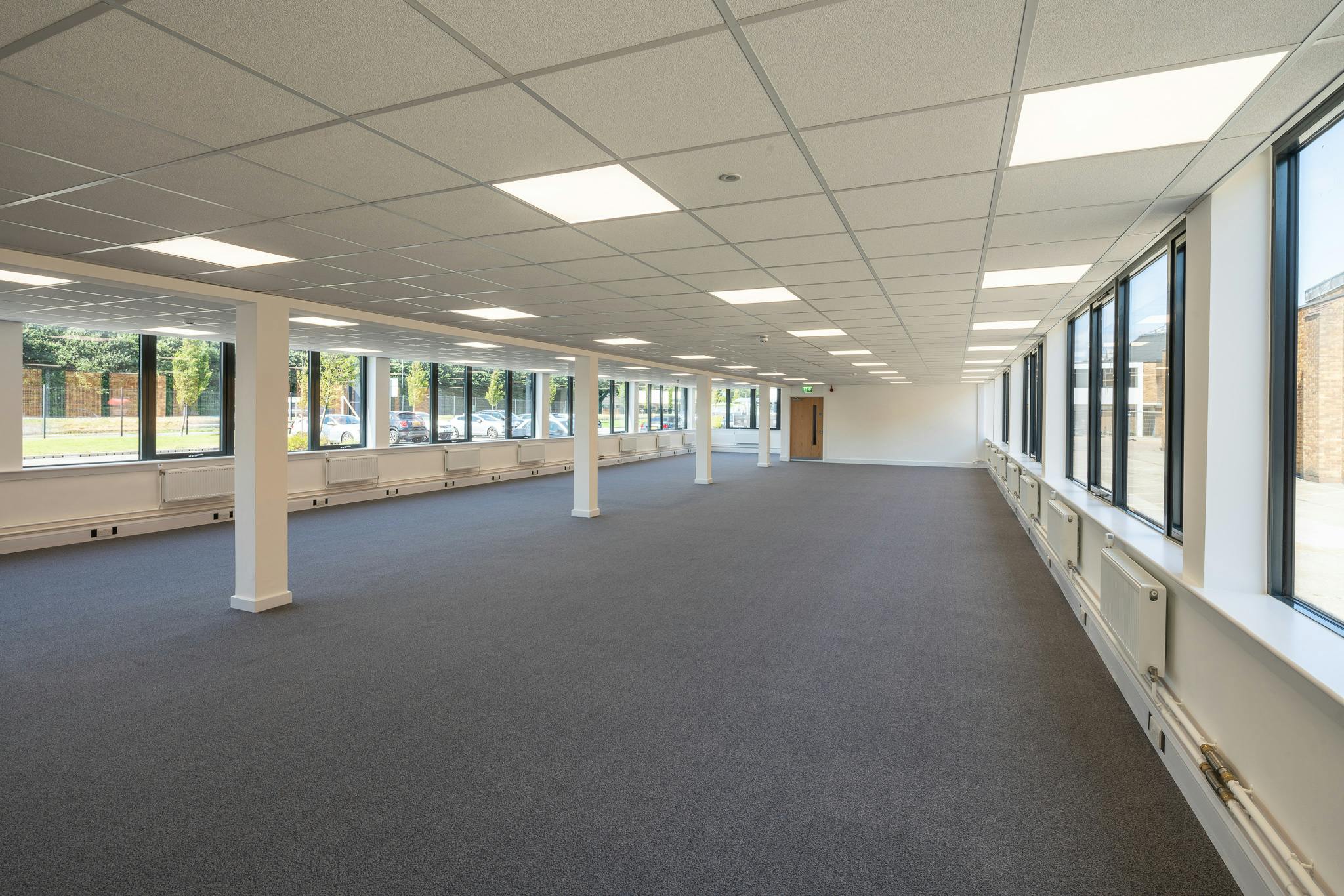 Office in Poole - photo 4