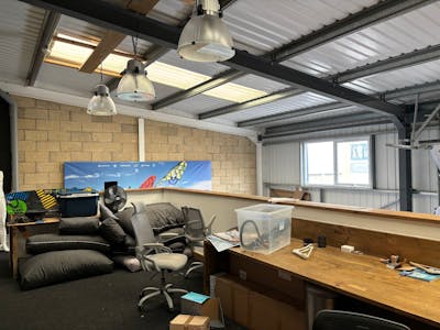 Unit 18 Glenmore Business Park, Poole, Light Industrial / Industrial / Storage To Let - 5.jpg