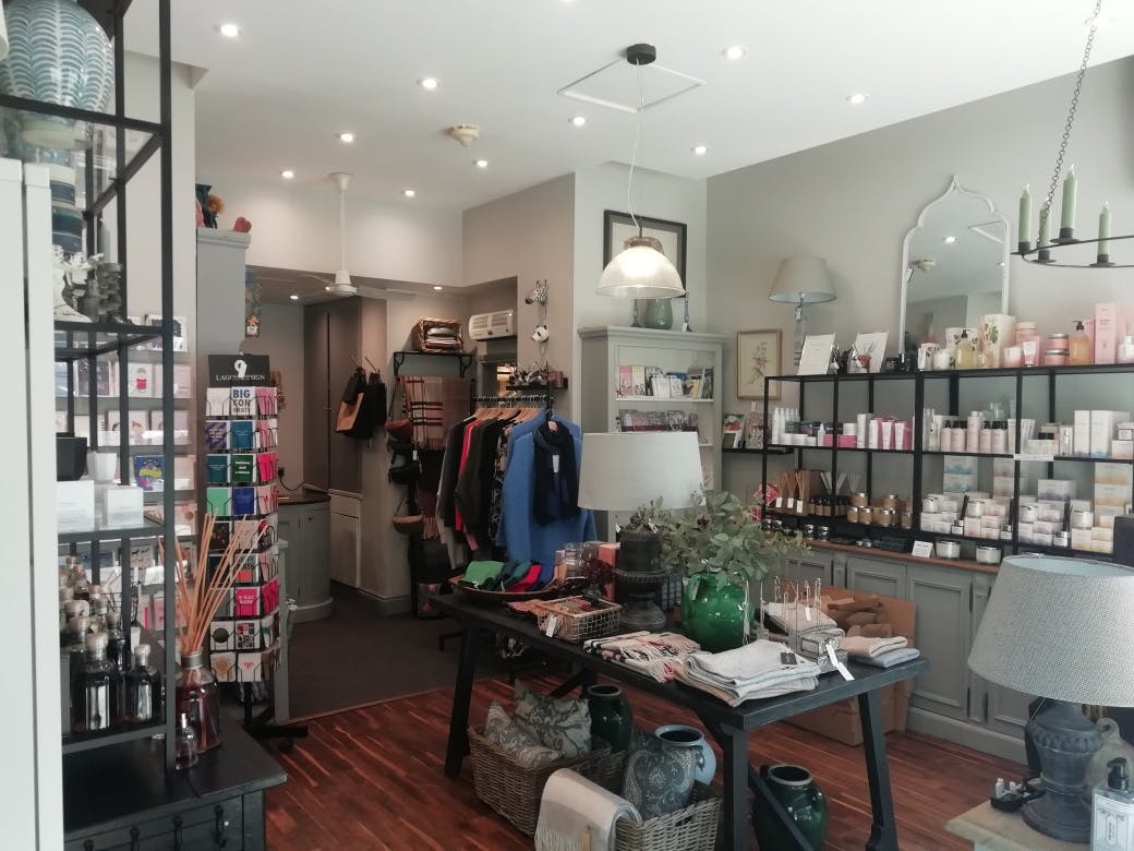 3547 Chobham Road, Sunningdale, Investment / Offices / Retail, For