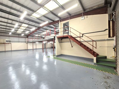 Unit 4, Woodpecker House, Brookfield Industrial Estate, Glossop, Industrial/Logistics To Let / For Sale - 20250728_095033.jpg