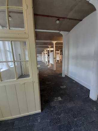 Units 8,9 and 11 The Carriage Works, London Street, Swindon, Office / Retail To Let - 11CW_ticketbooth.jpg