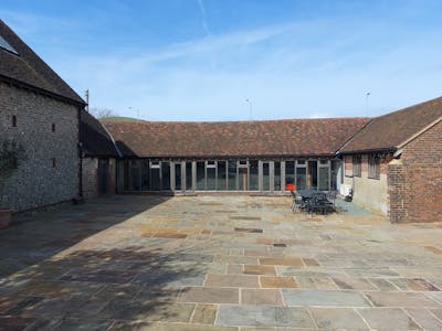 Unit 2, Cobbe Barns, Cobbe Place Farm, Lewes, Office To Let - 20240405_144627.jpg