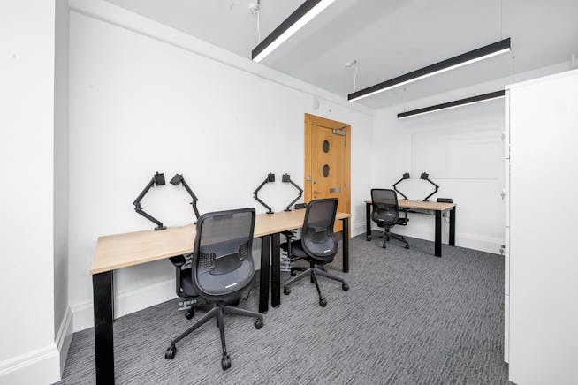 Room 418, 162-168 Regent Street, London, Office To Let - MG_00676.jpg