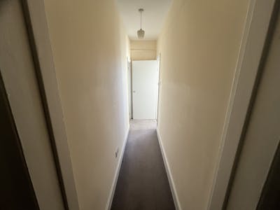 38A Buckingham Street, Aylesbury, Investment / Retail For Sale - 20260114_114249290_iOS.jpg