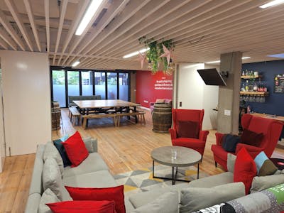21 Downham Road, London, Office Lease Assignment - 21 Downham Rd  int 1.jpg