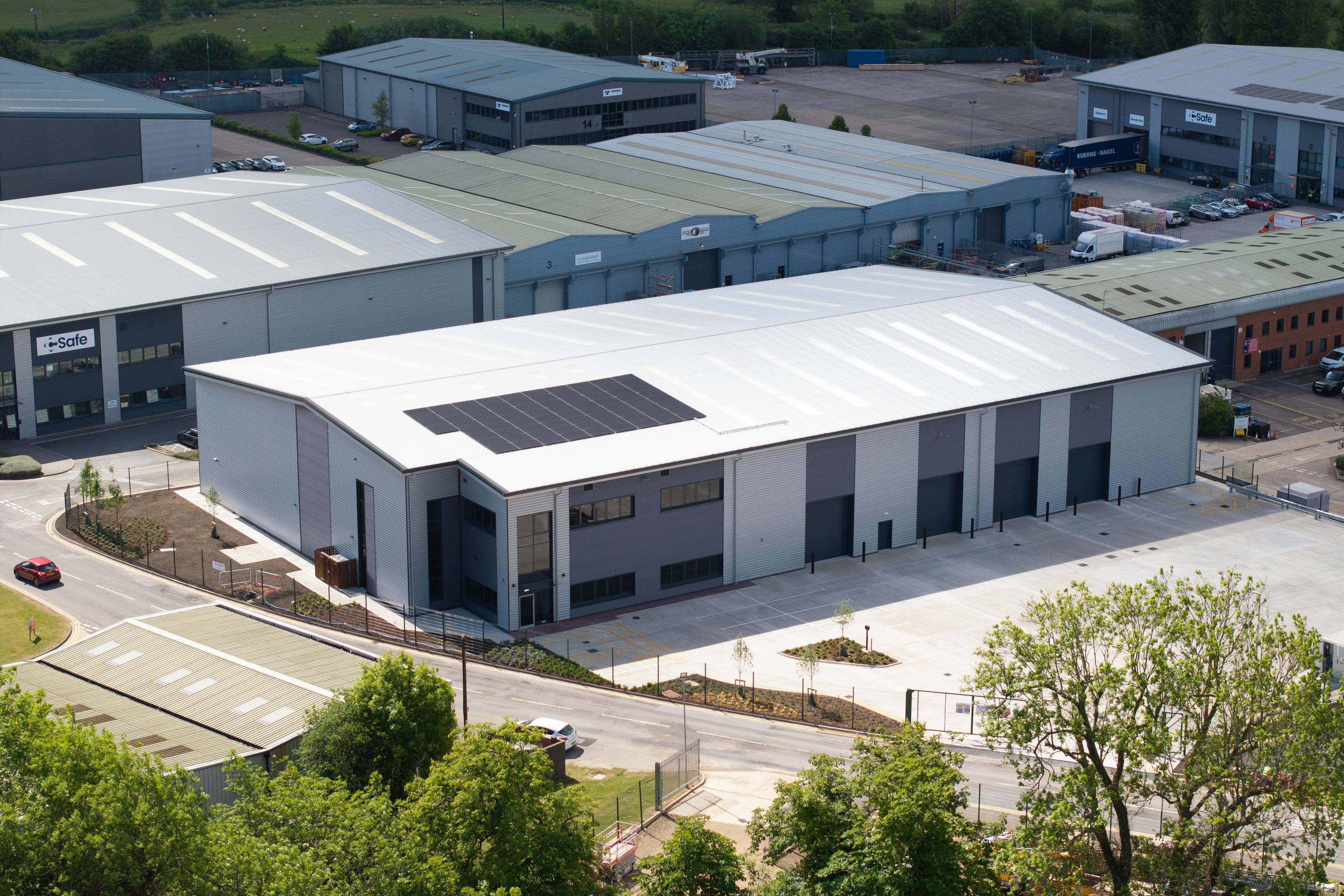 Revolution Hub, Aylesbury, Industrial To Let - DJI_20250528094729_0254_D.jpg