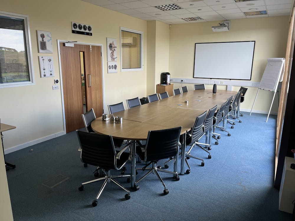 Hart Hill Barn, Granborough Road, Buckingham, E (Commercial / Business / Service) / Industrial To Let - IMG_0180.JPEG